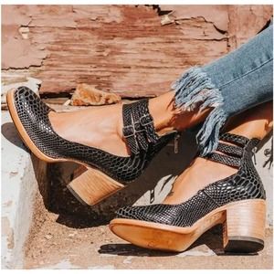 Freebird Randi size 7 (Randi)